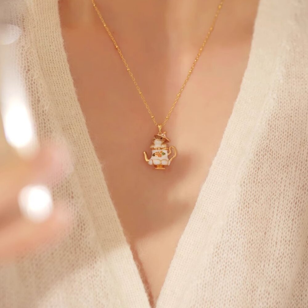 Cute mouse necklace